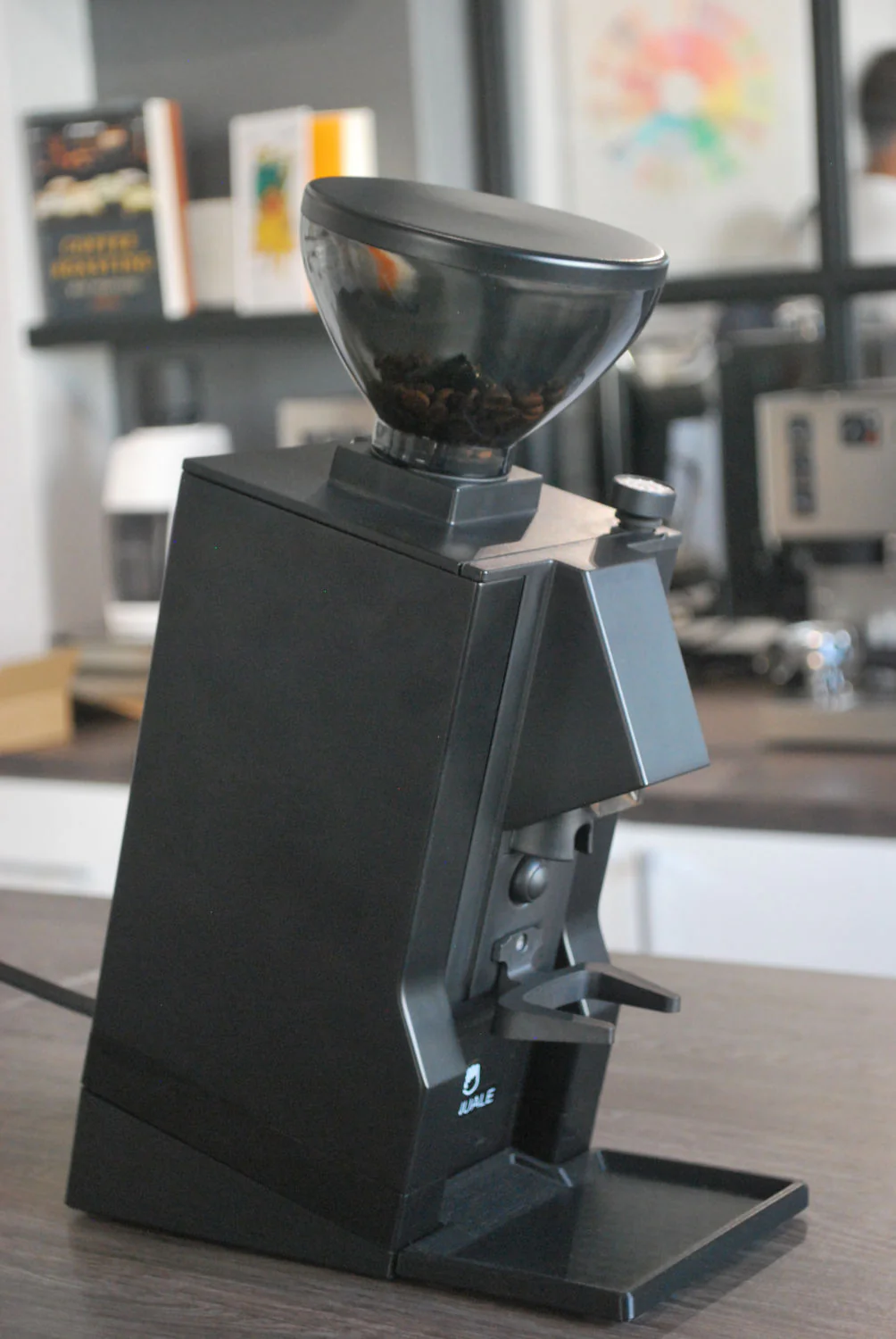 Eureka Mignon Espresso Grinder Inclined Stand - Image 4