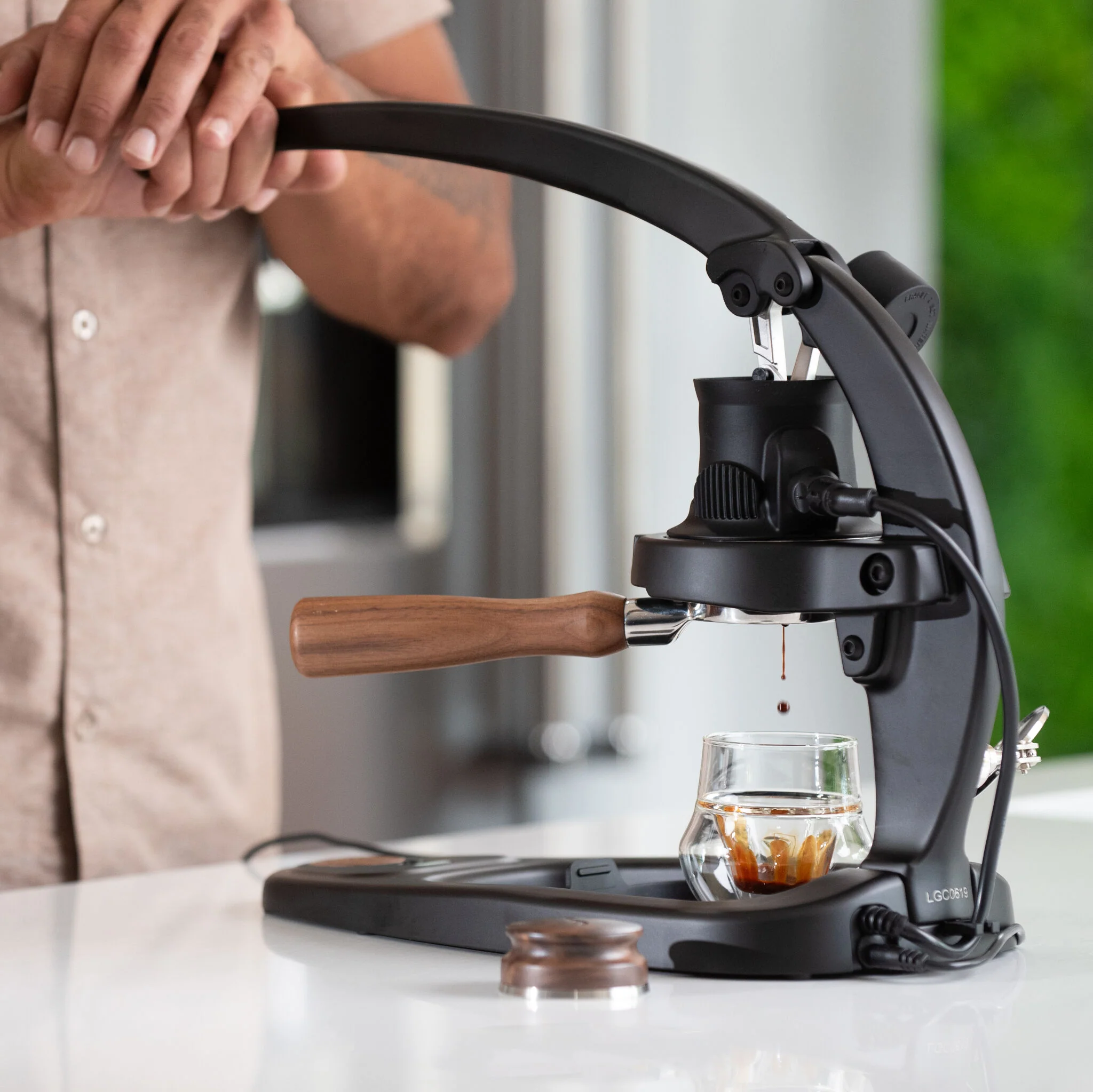 Flair 58 Plus 2 Espresso Maker w/ Travel Case - Image 6