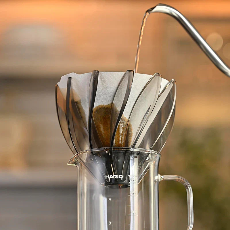 Hario V60 Suiren Pour-Over Coffee Dripper - Image 7