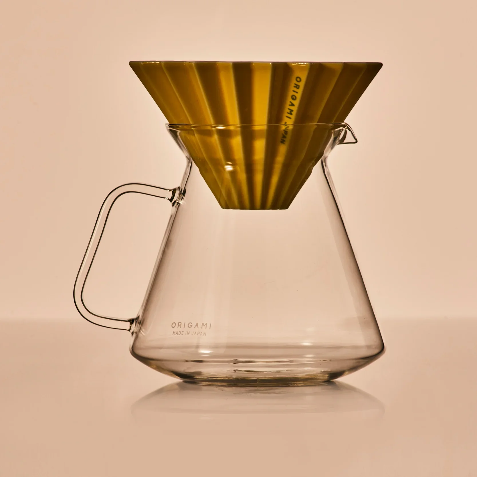 Origami Glass Coffee Server with Hario - Image 7